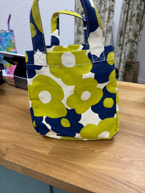 Maika Lunch Tote
